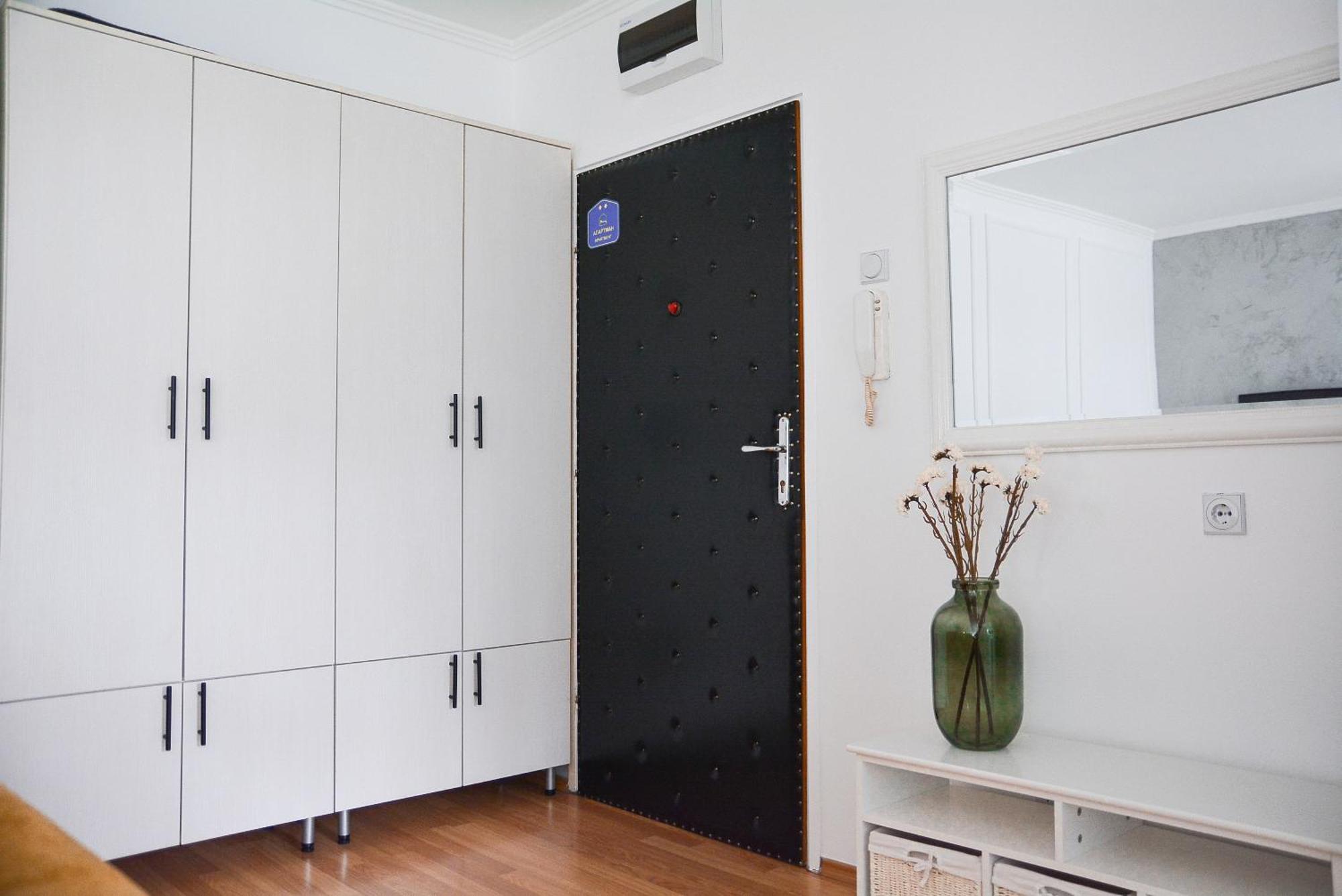 Crown Apartment 4 수보티차 외부 사진
